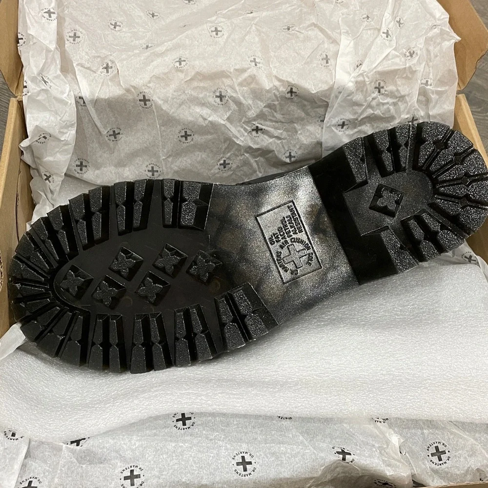 Dr. Martens Devon Flower Boots women’s - Picture 7 of 9